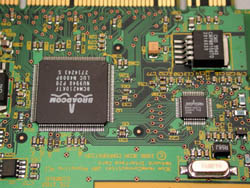 ���������������� ������ HomePNA 2.0 �������� Broadcom.